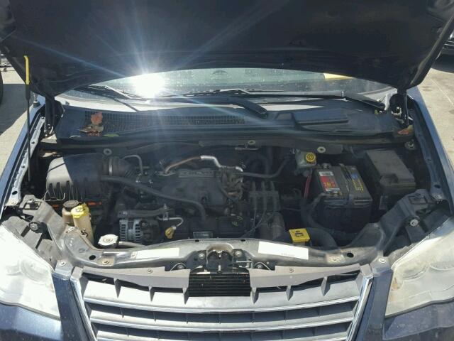 2A8HR54P88R842978 - 2008 CHRYSLER TOWN & COU BLUE photo 7