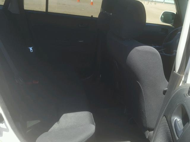 JTLKT324140146161 - 2004 TOYOTA SCION XB WHITE photo 6