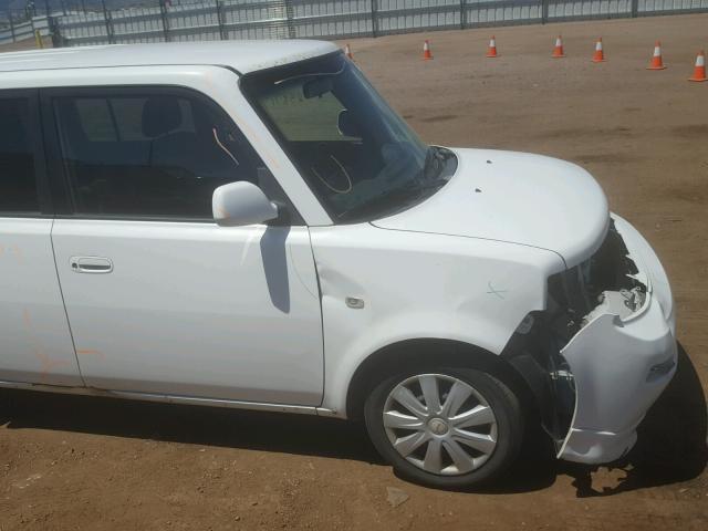 JTLKT324140146161 - 2004 TOYOTA SCION XB WHITE photo 9