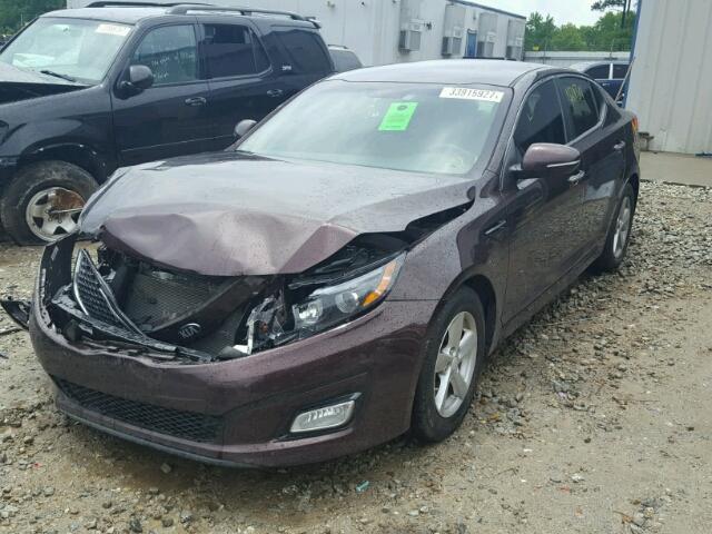 5XXGM4A75FG355355 - 2015 KIA OPTIMA LX BURGUNDY photo 2