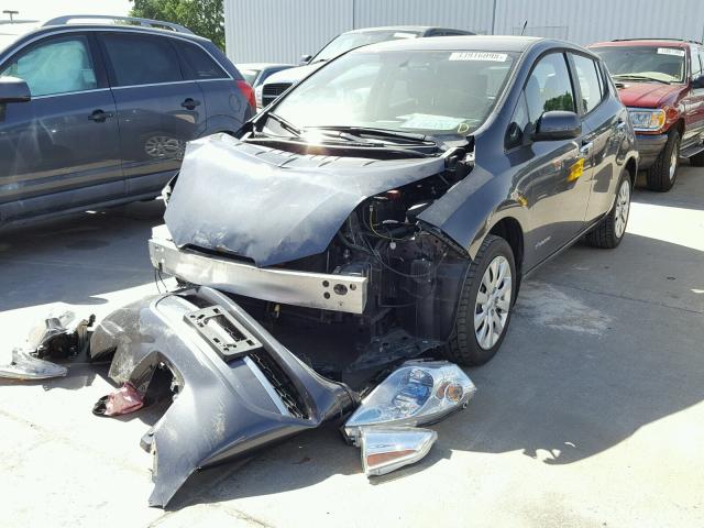 1N4AZ0CP8DC417346 - 2013 NISSAN LEAF S CHARCOAL photo 2