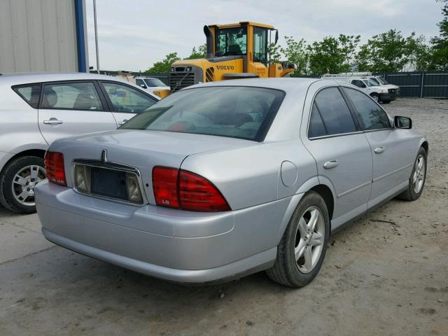 1LNHM87A0YY892263 - 2000 LINCOLN LS 银色 照片 4