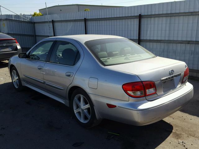 JNKDA31A62T009843 - 2002 INFINITI I35 SILVER photo 3