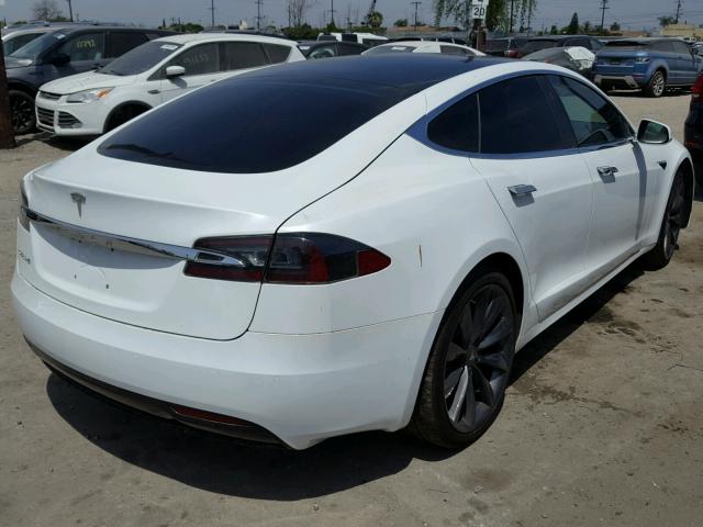 5YJSA1E17GF176021 - 2016 TESLA MODEL S WHITE photo 4