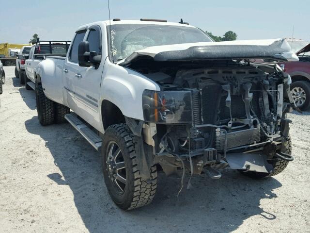 1GT426C87DF127332 - 2013 GMC SIERRA K35 WHITE photo 1