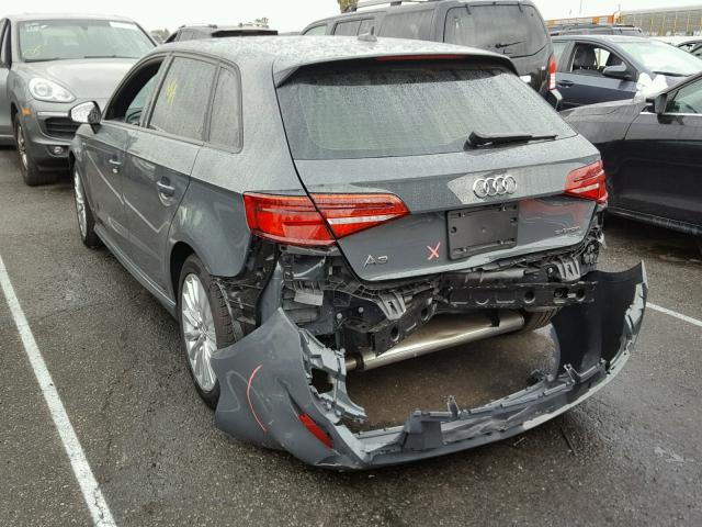 WAUUPBFF9JA058797 - 2018 AUDI A3 E-TRON GRAY photo 3