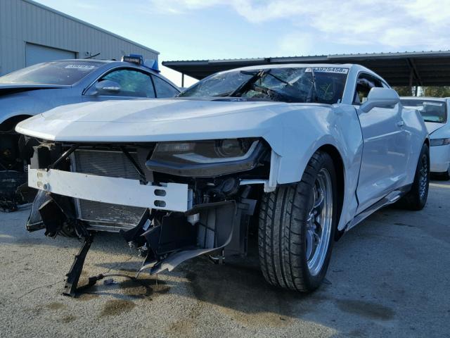 1G1FK1R65J0116421 - 2018 CHEVROLET CAMARO ZL1 WHITE photo 2