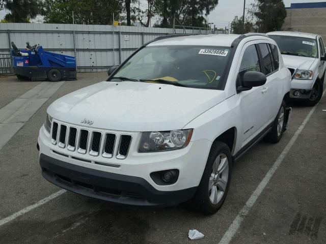 1C4NJCBAXGD665596 - 2016 JEEP COMPASS SP WHITE photo 2