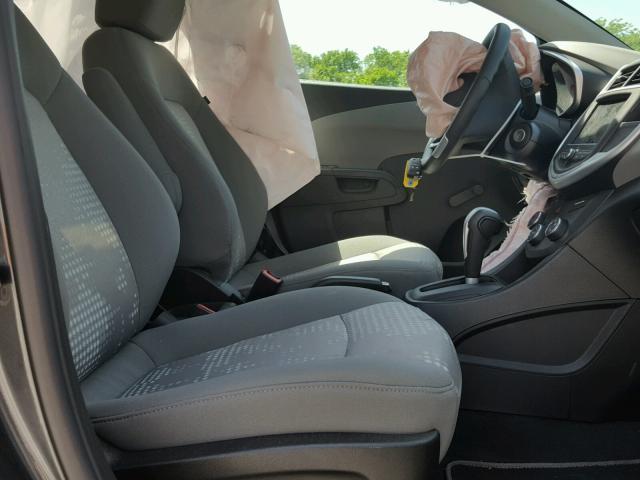 1G1JB5SH7J4102557 - 2018 CHEVROLET SONIC LS 黑色 照片 5