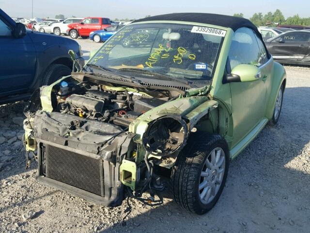 3VWCM31Y74M311593 - 2004 VOLKSWAGEN NEW BEETLE Yaşıl foto 2