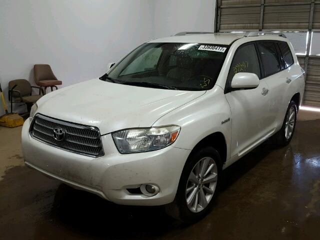 JTEEW44A582009822 - 2008 TOYOTA HIGHLANDER WHITE photo 2