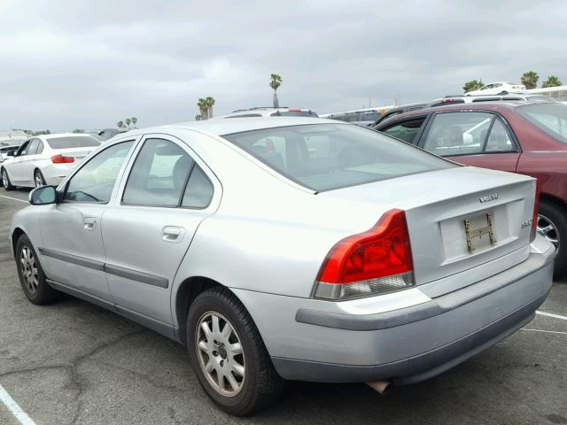 YV1RS61R822142230 - 2002 VOLVO S60 SILVER photo 3