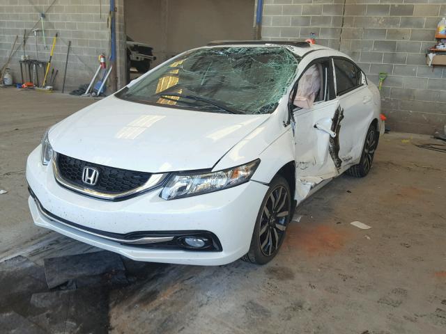 19XFB2F97FE056698 - 2015 HONDA CIVIC EXL WHITE photo 2