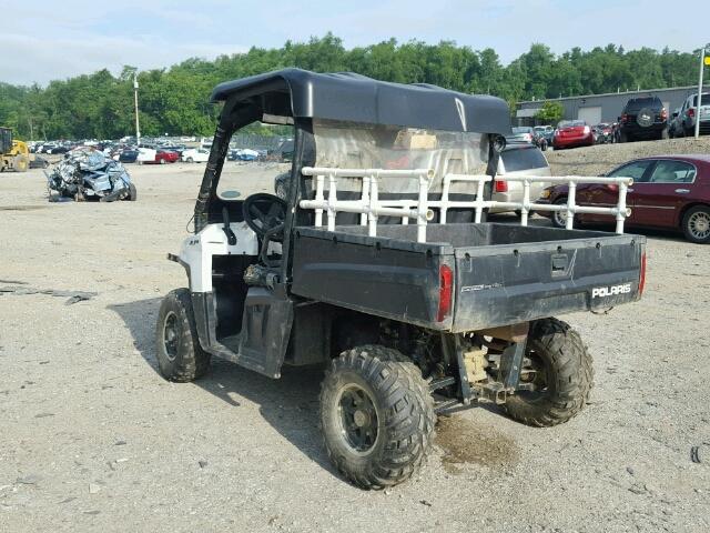 4XATH76A6A4905763 - 2010 POLARIS RANGER WHITE photo 3