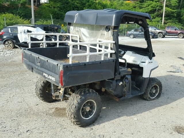 4XATH76A6A4905763 - 2010 POLARIS RANGER WHITE photo 4