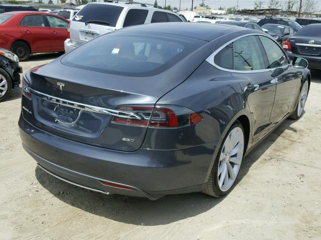 5YJSA1E21FF114394 - 2015 TESLA MODEL S GRAY photo 4