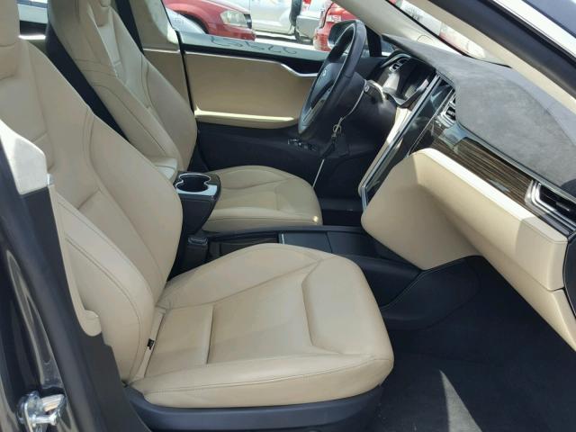 5YJSA1E21FF114394 - 2015 TESLA MODEL S GRAY photo 5