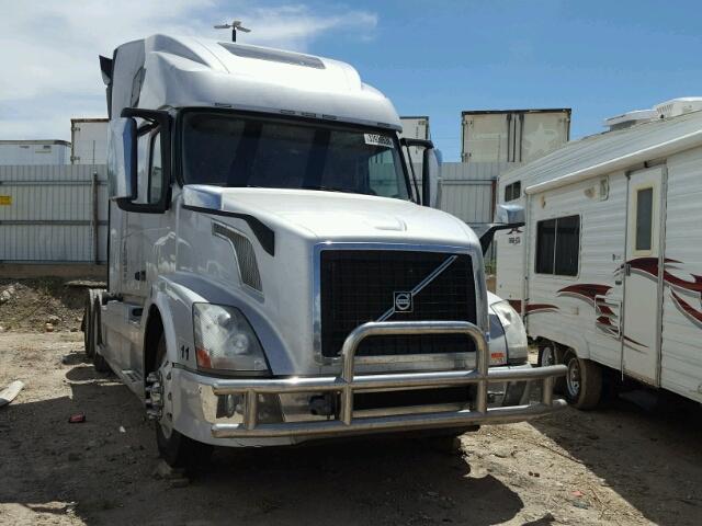 4V4NC9EH9FN188047 - 2015 VOLVO VN VNL GRAY photo 1