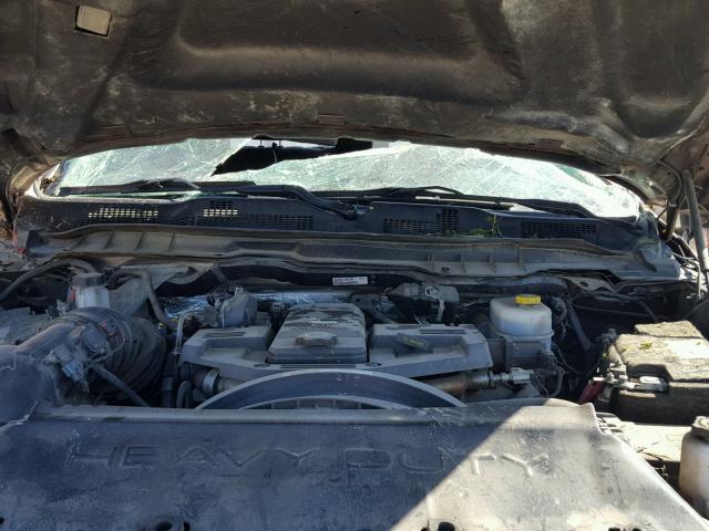 3C6UR5DL6FG627614 - 2015 RAM 2500 SLT 棕色 照片 7