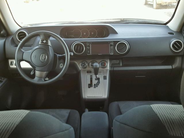 JTLZE4FE4FJ077383 - 2015 TOYOTA SCION XB Weiß Foto 9