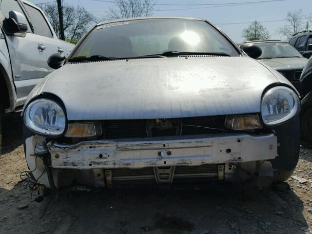 1B3ES46C02D535609 - 2002 DODGE NEON SE SILVER photo 9