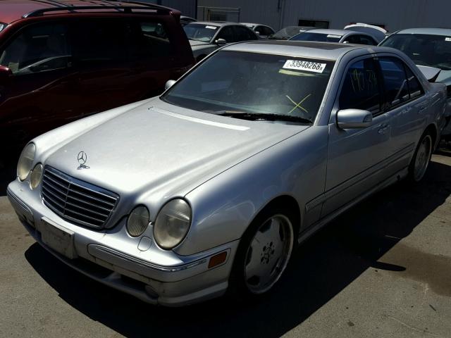 WDBJF74JX1B274504 - 2001 MERCEDES-BENZ E 55 AMG SILVER photo 2