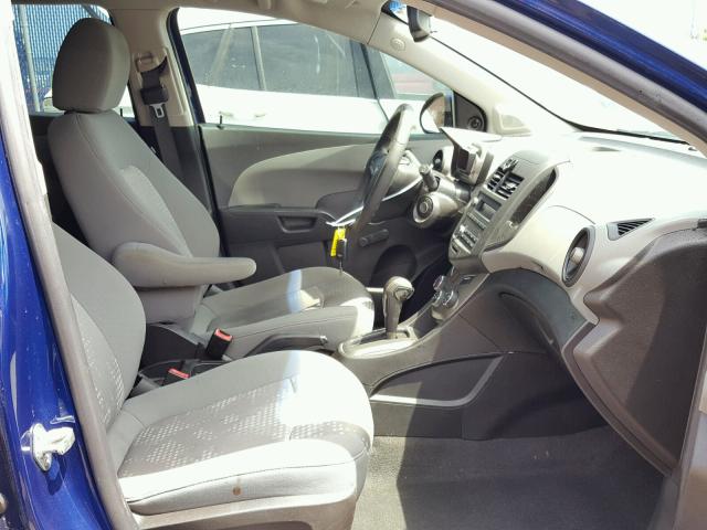 1G1JA6SH1C4198195 - 2012 CHEVROLET SONIC LS BLUE photo 5