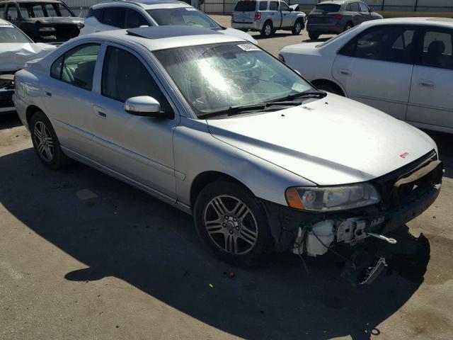 YV1RS592282684675 - 2008 VOLVO S60 2.5T SILVER photo 1