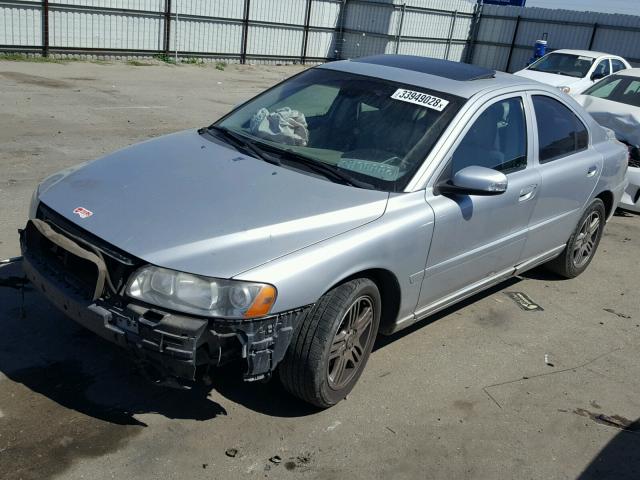 YV1RS592282684675 - 2008 VOLVO S60 2.5T SILVER photo 2