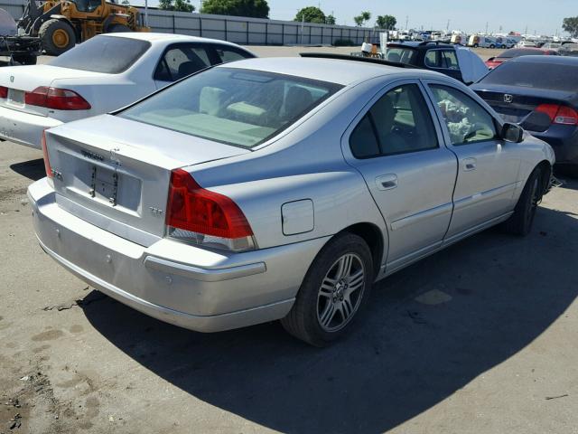 YV1RS592282684675 - 2008 VOLVO S60 2.5T SILVER photo 4