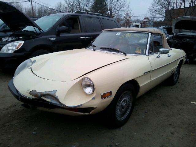 AR115410006783 - 1979 ALFA ROMEO SPIDER CREAM photo 2