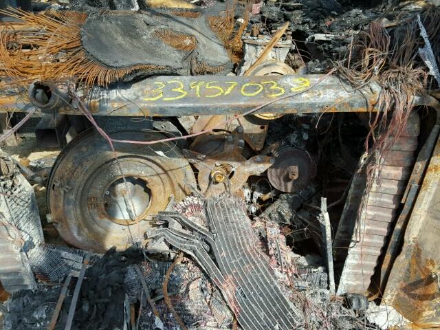 1GDJP37W0C3501786 - 1982 GMC MOTOR HOME BURN photo 7