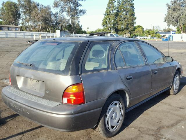 1G8ZJ8276YZ170488 - 2000 SATURN SW2 GRAY photo 4