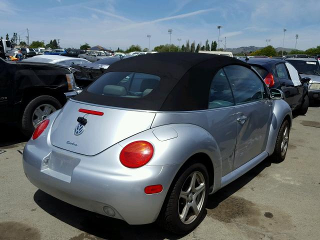 3VWDD21Y73M332991 - 2003 VOLKSWAGEN NEW BEETLE 银色 照片 4
