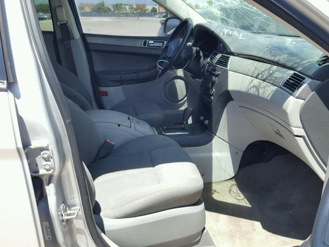 2A8GM48L98R607596 - 2008 CHRYSLER PACIFICA L 银色 照片 5