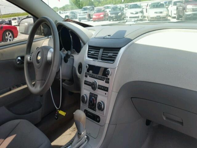 1G1ZG57B094180022 - 2009 CHEVROLET MALIBU LS 银色 照片 9