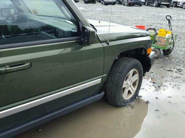 1J8HG58P39C519688 - 2009 JEEP COMMANDER GREEN photo 10