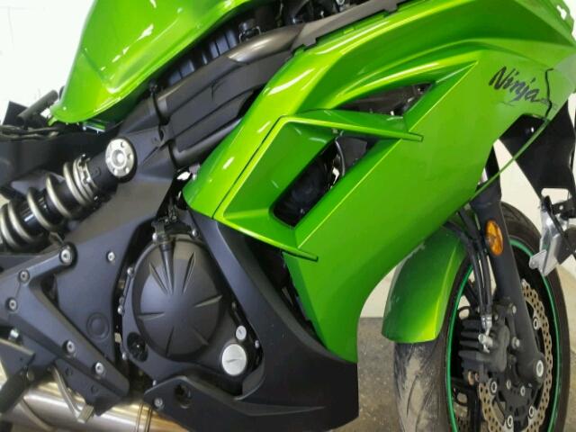 JKAEXEE19CDA03084 - 2012 KAWASAKI EX650 GREEN photo 5