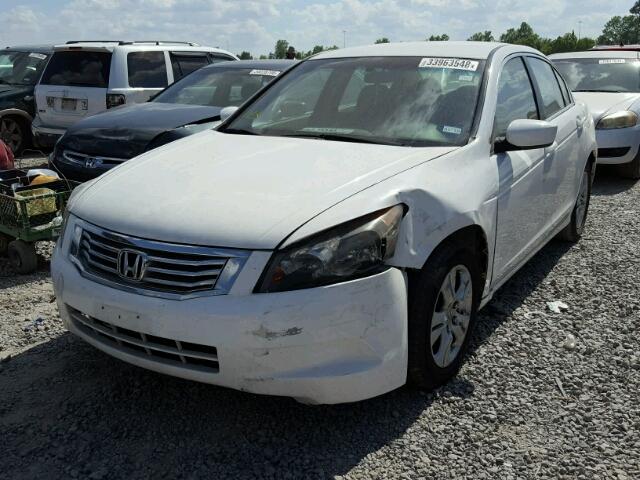 1HGCP26498A075334 - 2008 HONDA ACCORD LXP WHITE photo 2