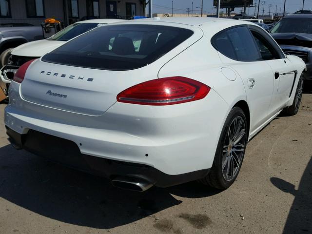 WP0AA2A70GL005815 - 2016 PORSCHE PANAMERA 2 WHITE photo 4