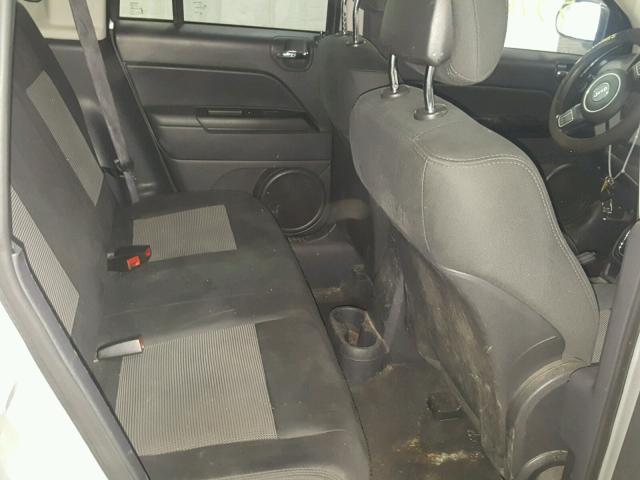 1J4NF1FB9BD280610 - 2011 JEEP COMPASS SP GRAY photo 6