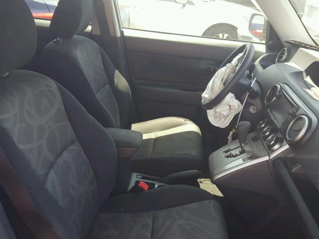 JTLZE4FE9FJ082563 - 2015 TOYOTA SCION XB ვერცხლისფერი ფოტო 5