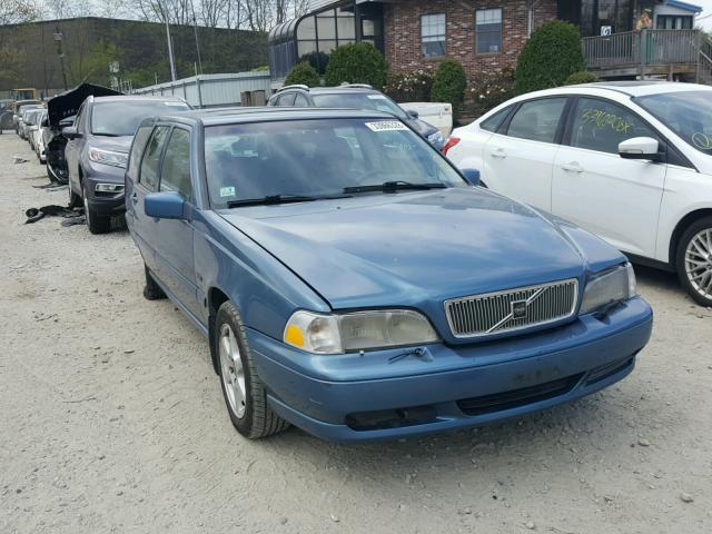 YV1LW5671W2395326 - 1998 VOLVO V70 GLT BLUE photo 1