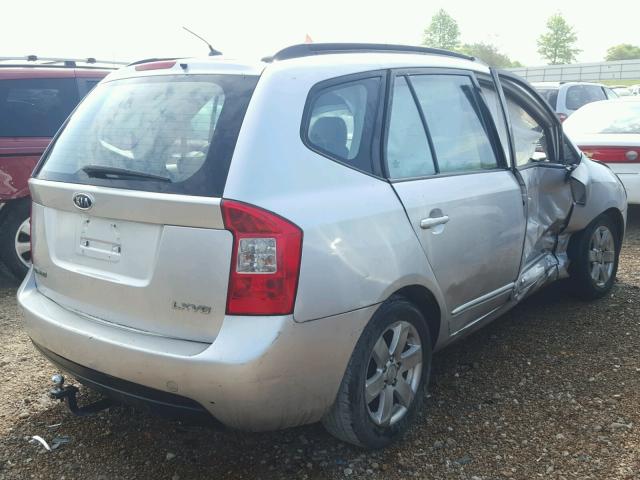 KNAFG526387138362 - 2008 KIA RONDO LX SILVER photo 4