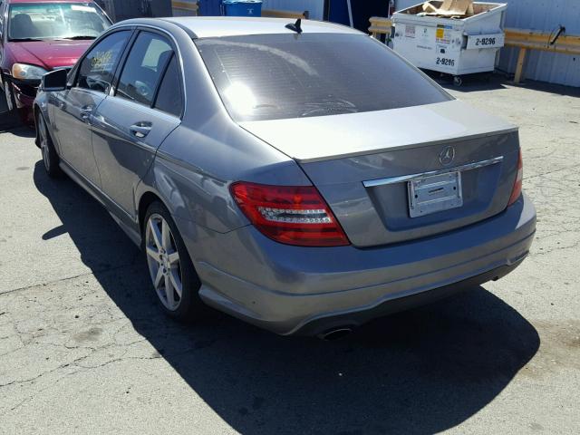 WDDGF4HB9CR221905 - 2012 MERCEDES-BENZ C 250 GRAY photo 3