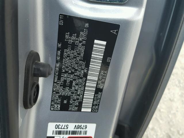 5TDXK3DCXBS140149 - 2011 TOYOTA SIENNA SPO SILVER photo 10