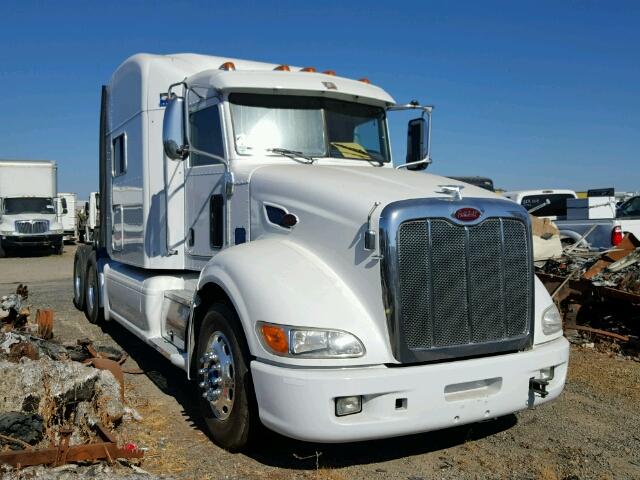 1XPHD49X2CD144028 - 2012 PETERBILT CONVENTION WHITE photo 1