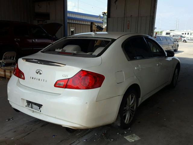 JN1DV6AP8BM603942 - 2011 INFINITI G25 BASE WHITE photo 4