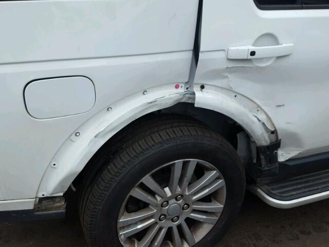 SALAK2V66FA775437 - 2015 LAND ROVER LR4 HSE LU WHITE photo 9