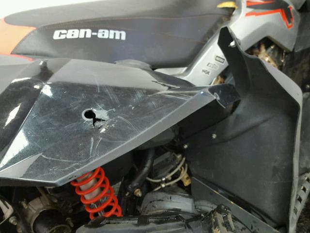 3JBMWAX25GJ001038 - 2016 CAN-AM RENEGADE X 黑色 照片 16